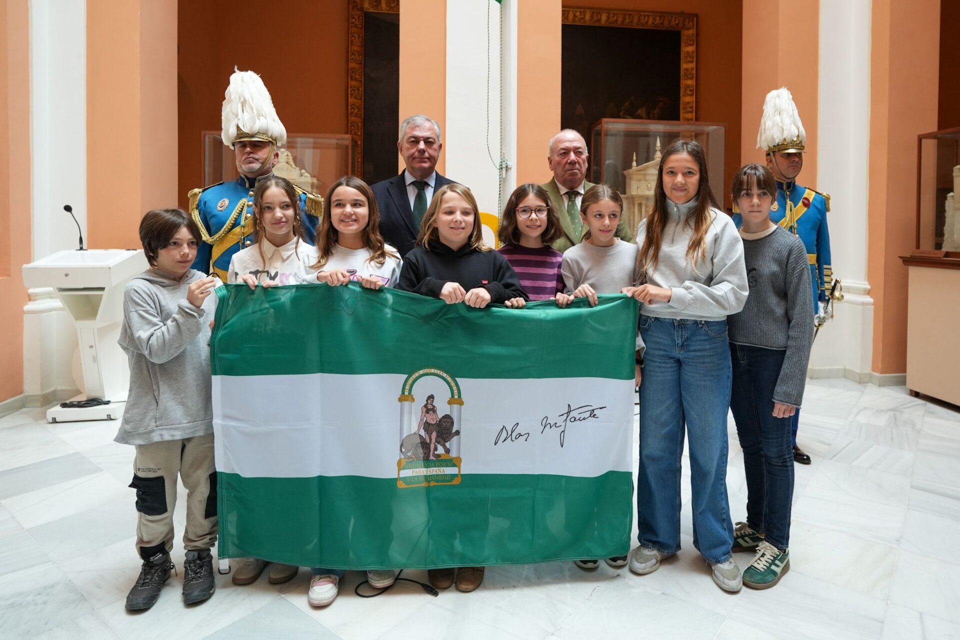 El Ayuntamiento celebra el Día de la Bandera de Andalucía con un homenaje en la Casa Consistorial