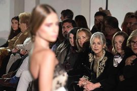 La Consejería de Cultura reivindica en un desfile el papel de Victorio y Lucchino en la internacionalización de la moda andaluza