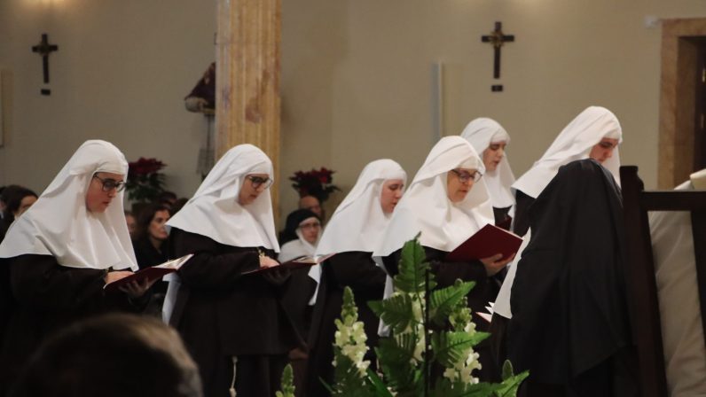 Seis hermanas de la cruz hicieron profesión perpetua este martes