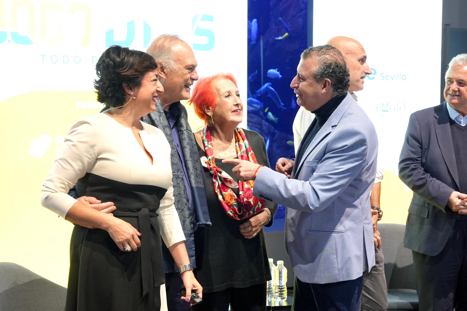 Javier Fernández reivindica la madurez como una etapa plena y subraya el potencial económico y social del colectivo sénior