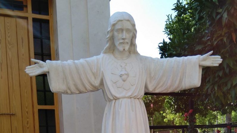 Monumento al Sagrado Corazón en Sevilla (Parroquia Ntra. Sra. de los Ángeles)