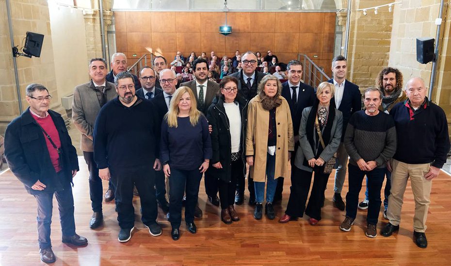 Baeza acoge el Encuentro de Andaluces Emigrantes y Retornados subrayando su papel clave en la acción exterior