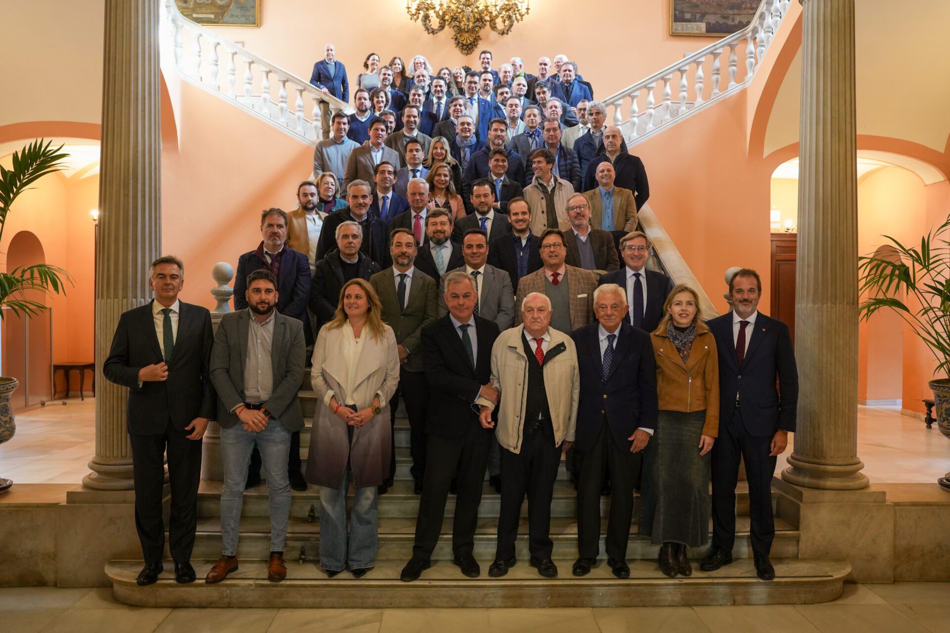 El alcalde Sanz respalda el Manifiesto Empresarial para impulsar una conexión aérea directa entre Sevilla y Estados Unidos