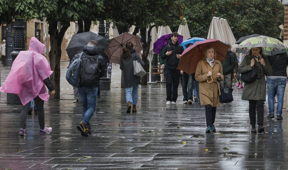 El 1-1-2 pide precaución ante el aviso naranja por lluvias previsto para el domingo en zonas de Almería y Granada