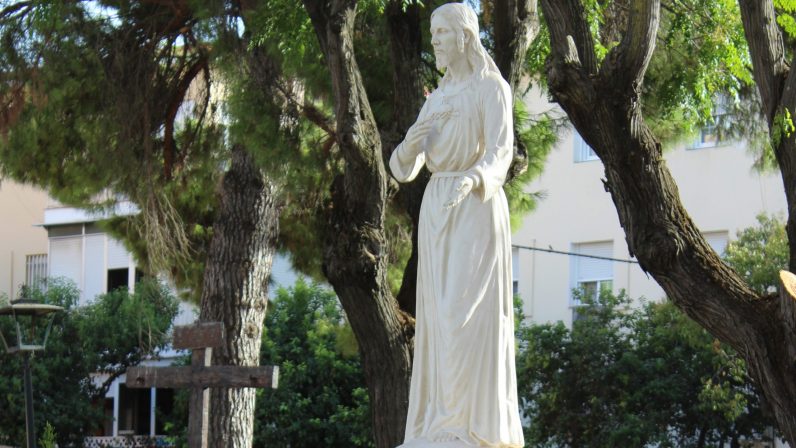Monumento al Sagrado Corazón en Sevilla (Parroquia Ntra. Sra. de las Flores)