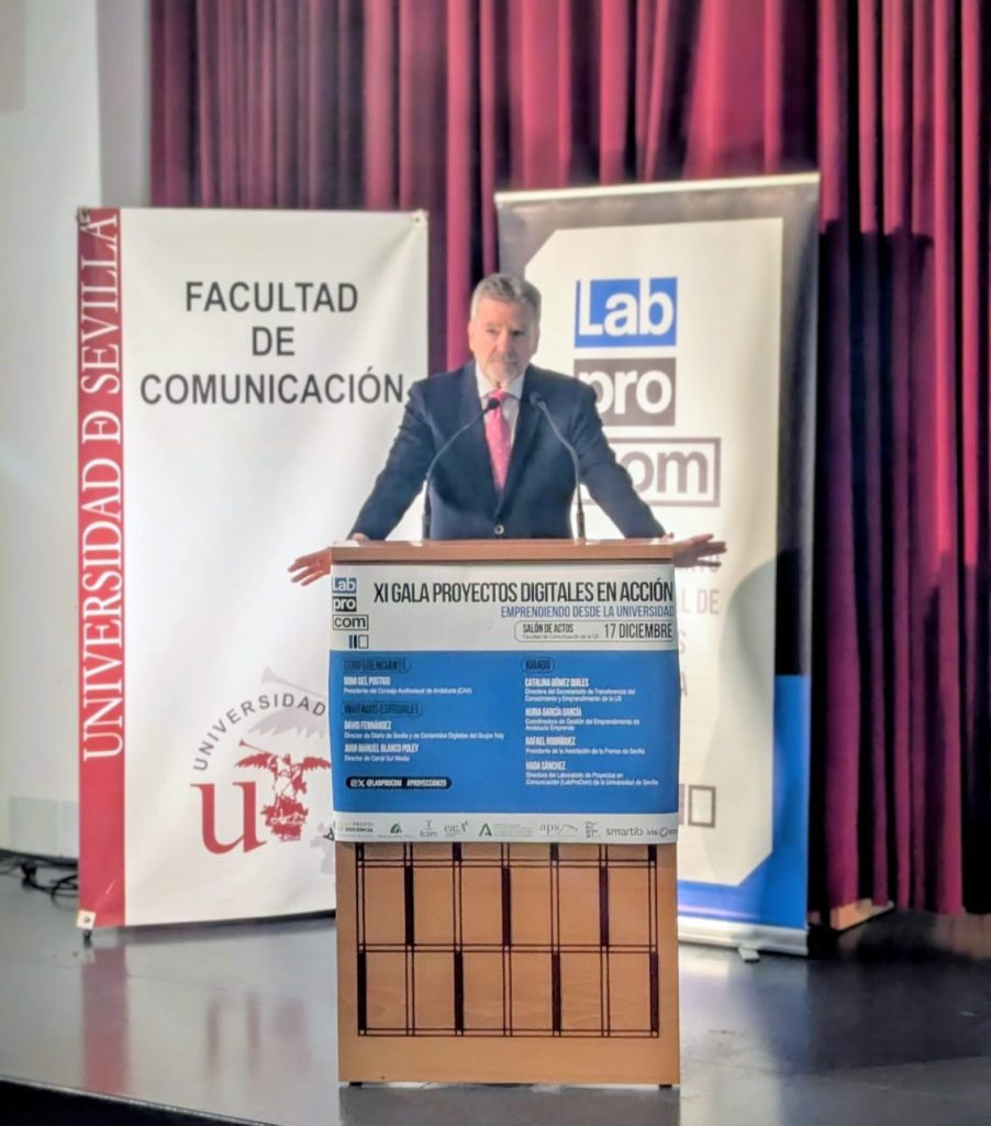 El presidente del Consejo Audiovisual de Andalucía participa en la XI Gala LabProCom de la Universidad de Sevilla