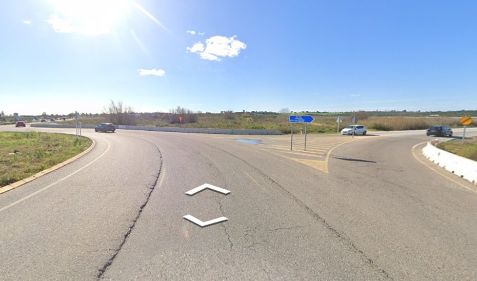 Muere un motorista en un accidente de tráfico en Palomares del Río