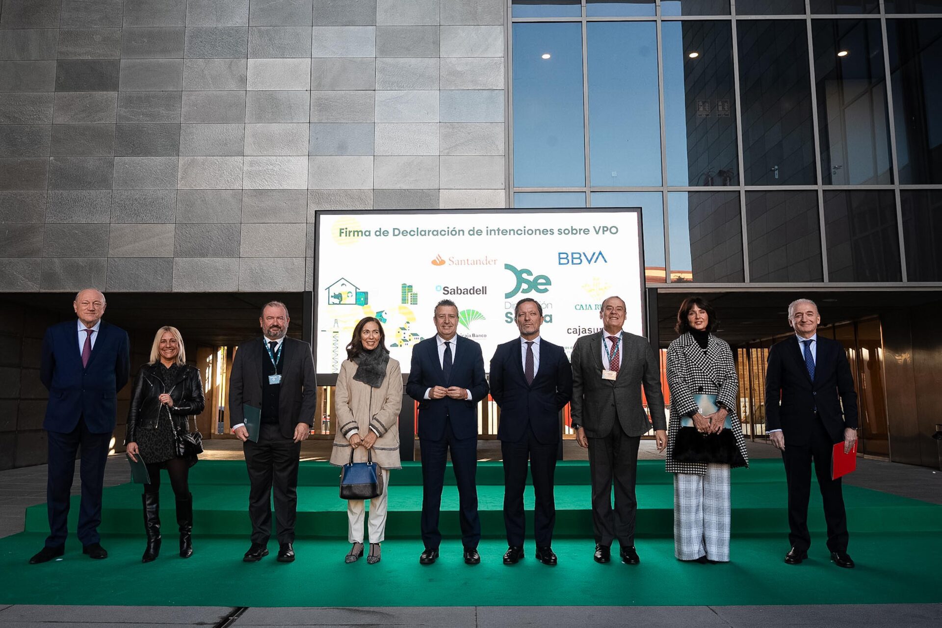 Otras seis entidades financieras se suman, para financiar vivienda pública, al programa que promueve la Diputación