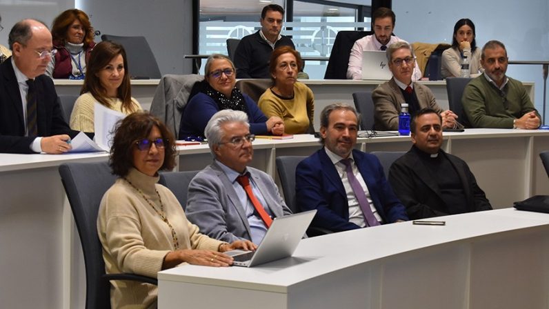 Dimensión vocacional en el ejercicio de la docencia, tema central del Seminario de Formación del CEU Andalucía