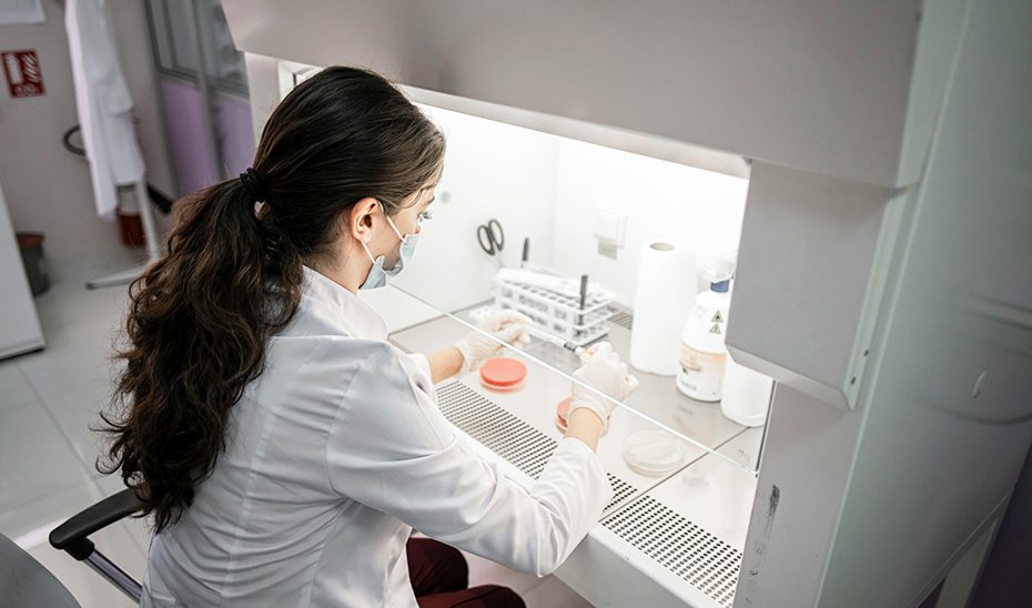 Andalucía emplea a más 33.000 personas en I+D, la mayor plantilla de su historia dedicada a la ciencia