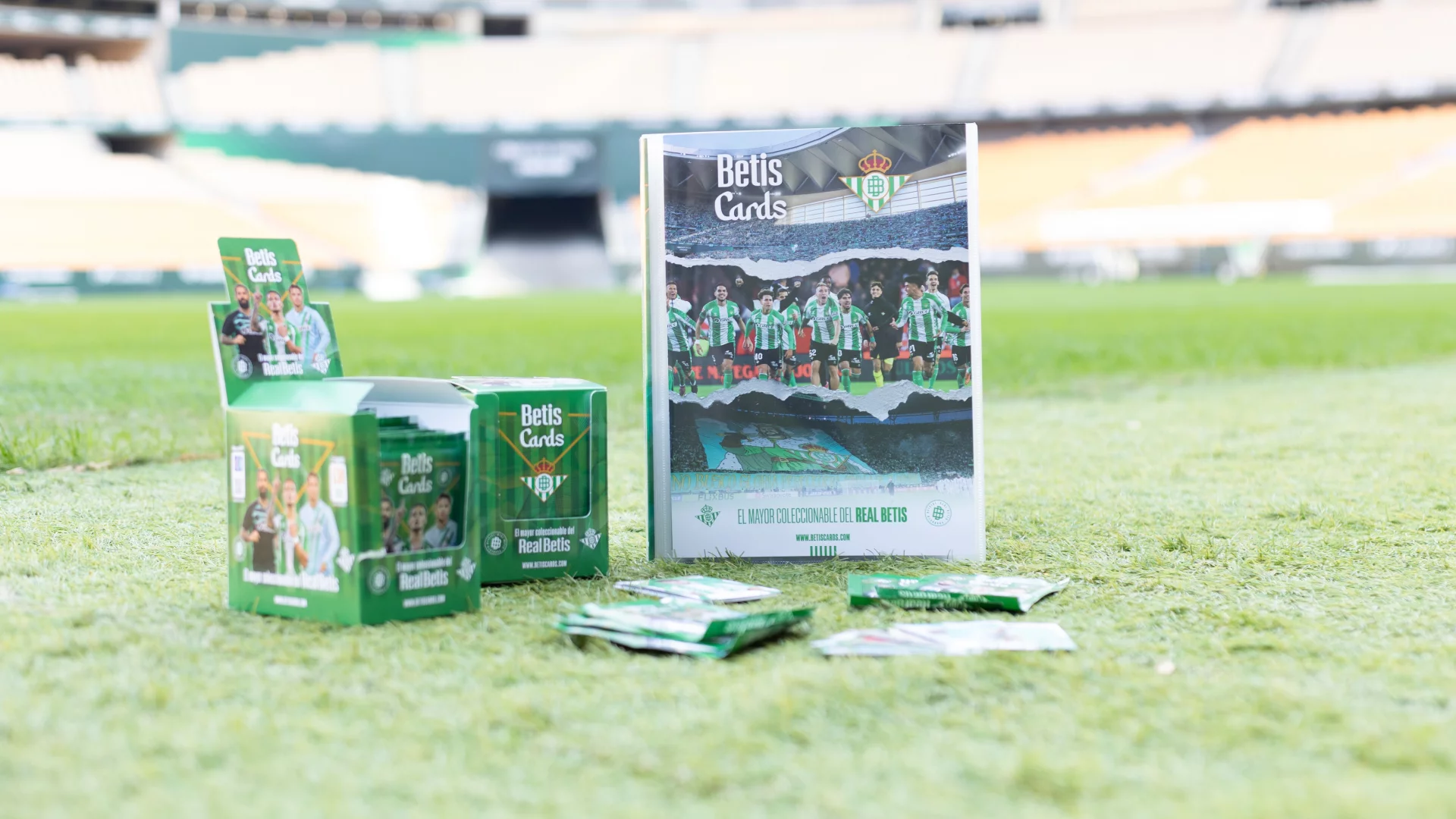 El Real Betis lanza una nueva edición de Betiscards con más cromos y nuevas secciones