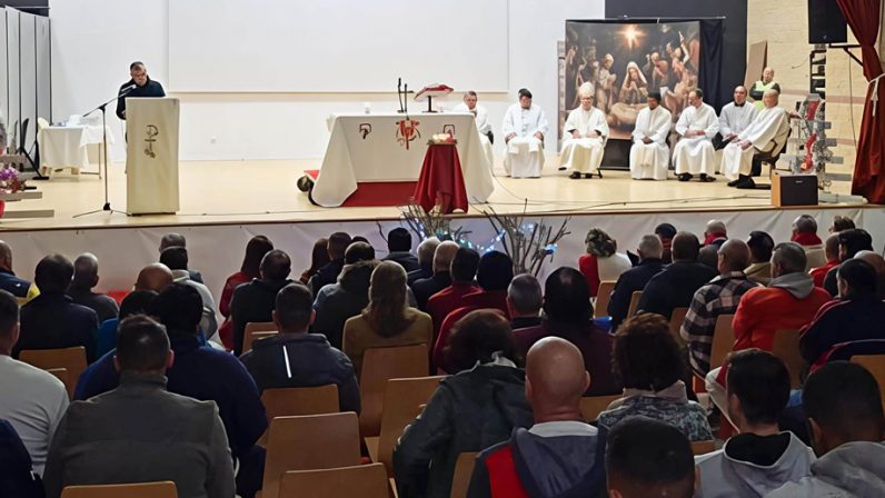 La Archidiócesis de Sevilla celebra la Navidad con los internos de los centros penitenciarios