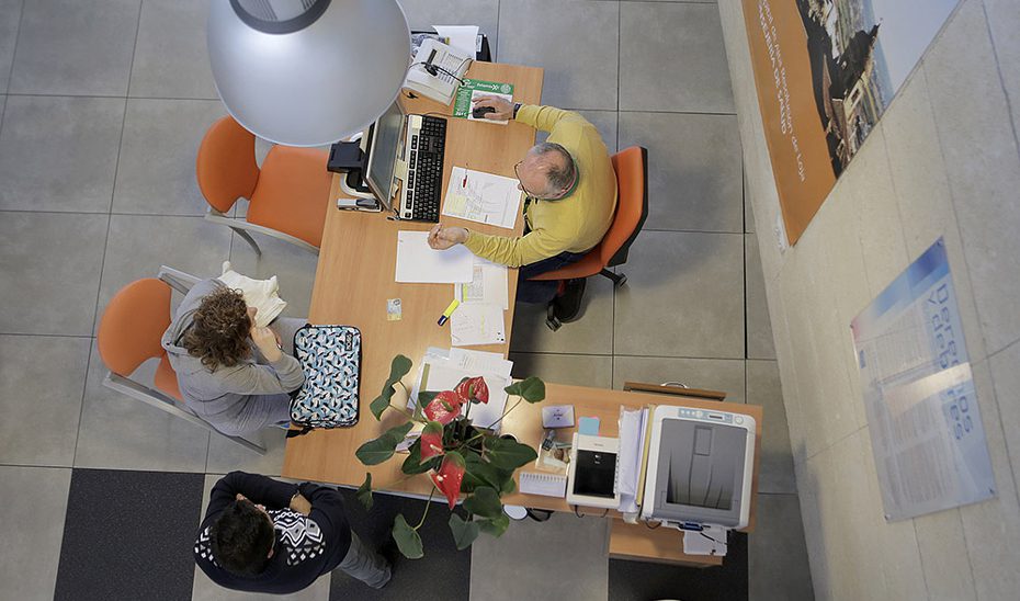 La prestación de servicios públicos se refuerza con la renovación de equipos informáticos por 3,2 millones