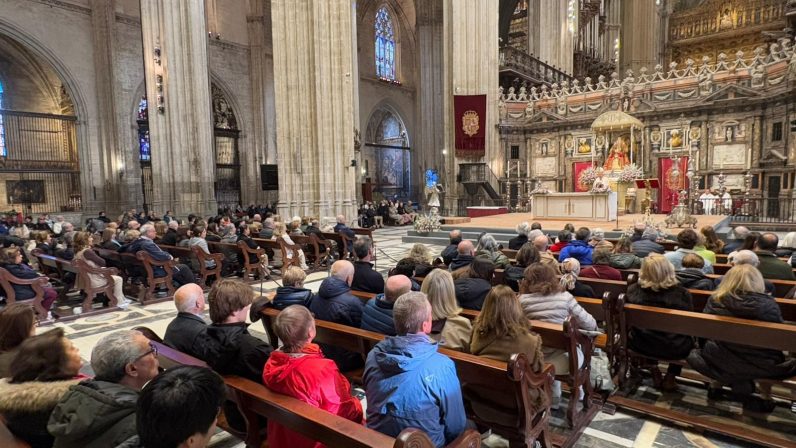 Monseñor Saiz: “El bautismo es un don de Dios que comporta también una gran responsabilidad”