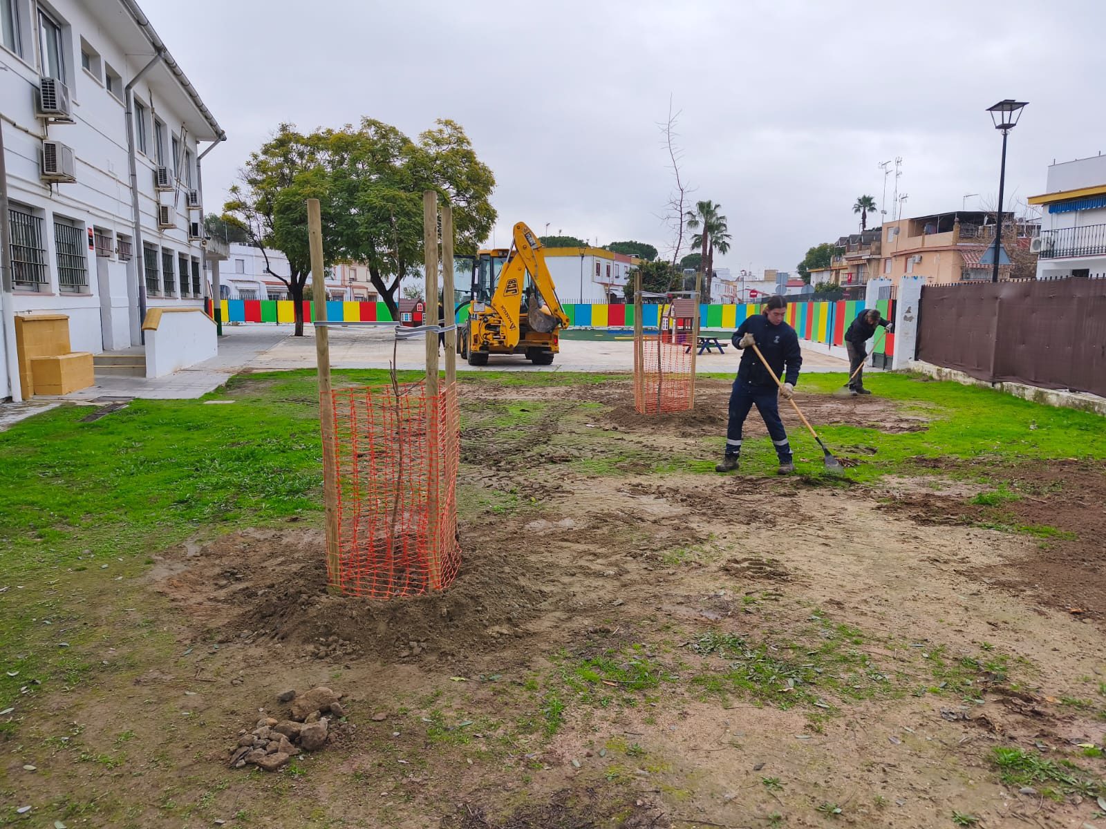 Comienza la poda, siembra y tratamiento de arboleda por el municipio