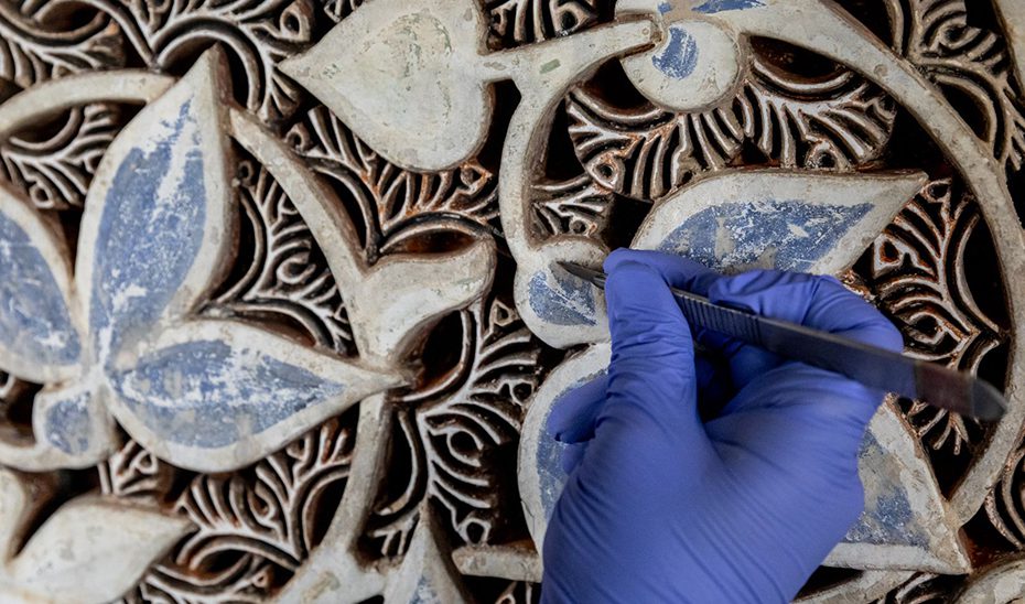 Los museos y conjuntos culturales abren sus talleres de restauración para celebrar el Día del Conservador