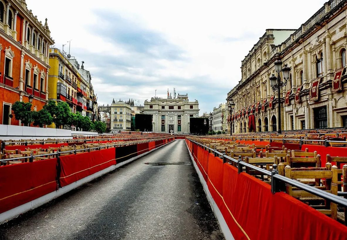 RETIRADOS TRES ABONOS POR USO FRAUDULENTO DE SILLAS Y PALCOS