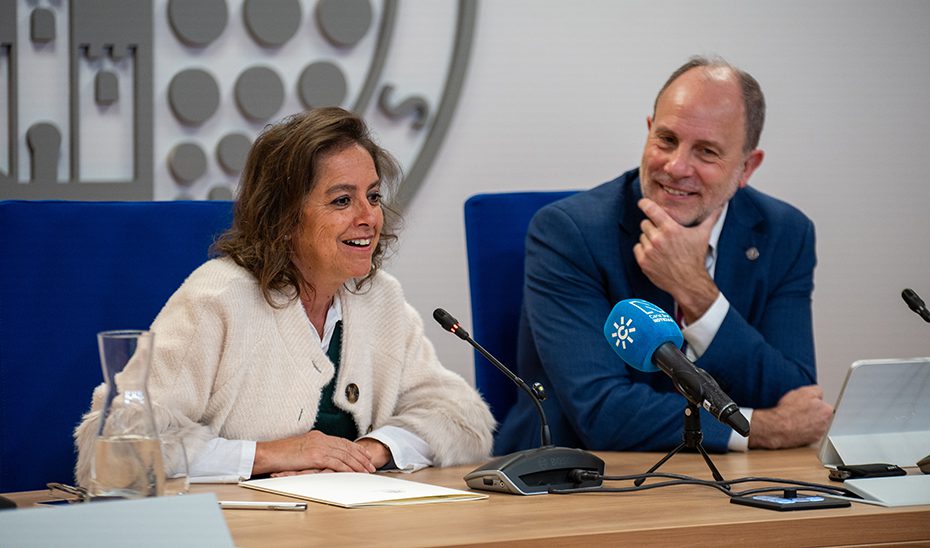 La Junta y la Universidad de Jaén impulsan la formación de profesionales en materia ambiental