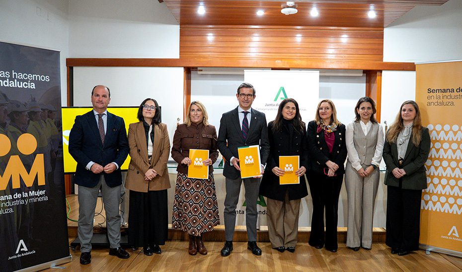 La Junta organiza actos con más de 100 mujeres para acortar la brecha de género en los sectores industrial, energético y minero