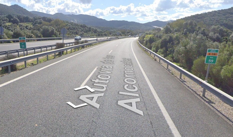 Muere un hombre y otro resulta herido en un accidente de tráfico en Alcalá de los Gazules