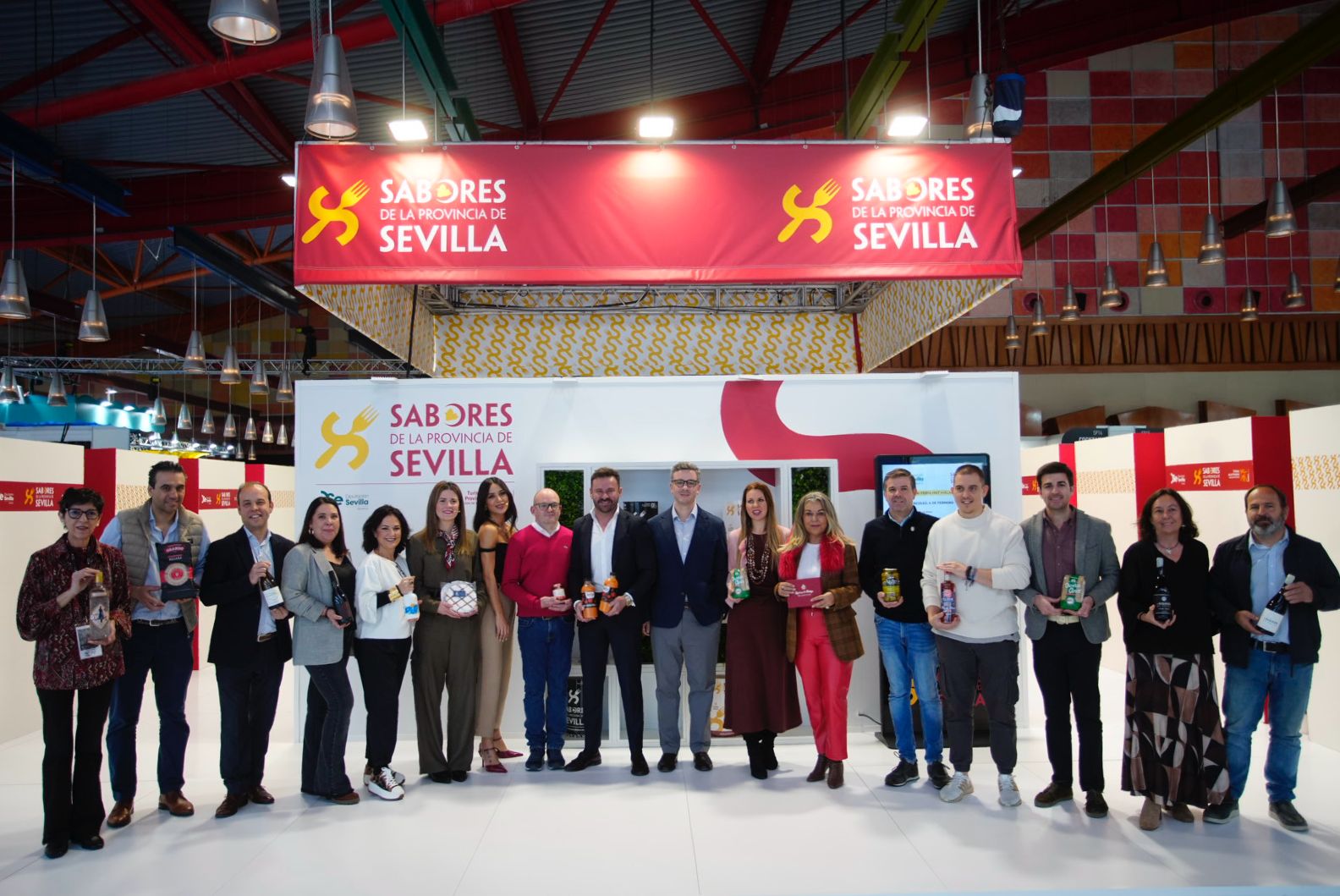 La Diputación acompaña a las empresas sevillanas en una nueva edición de la Feria H&T de Málaga para reforzar la proyección gastronómica y turística de la provincia