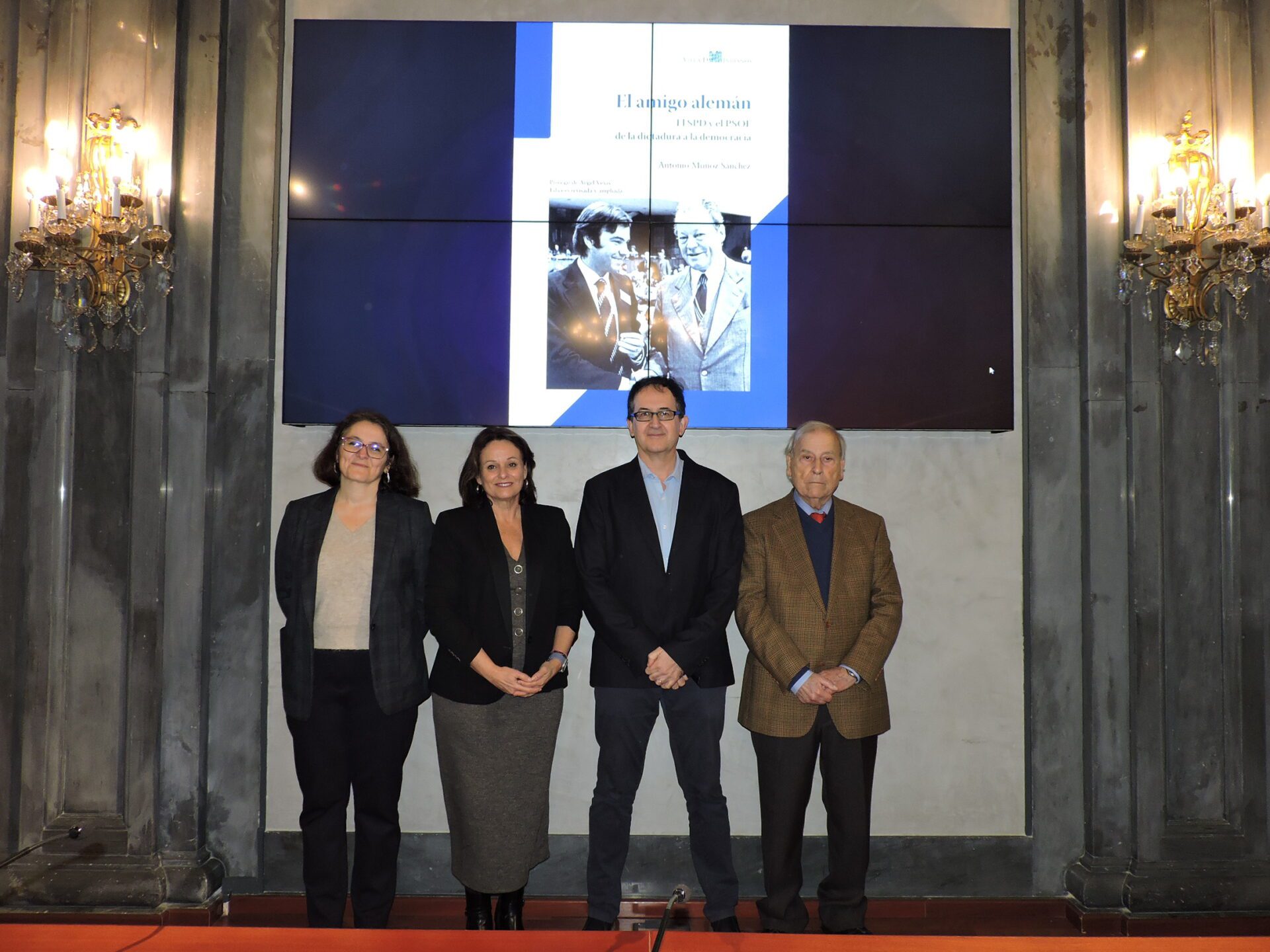 Antonio Muñoz Sánchez presenta en la Casa de la Provincia ‘El amigo alemán’, una nueva perspectiva de las relaciones entre la socialdemocracia alemana y el PSOE