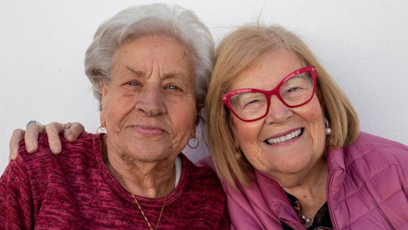 Cáritas Diocesana reconoce la soledad no deseada como «un auténtico reto al que debemos responder»