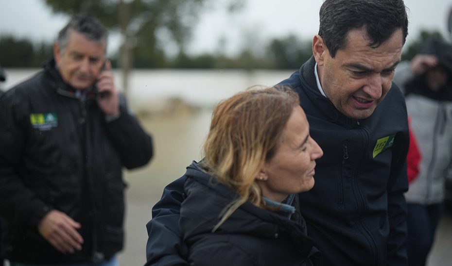 Moreno pide extremar el cuidado y la atención al 112 ante un temporal “nunca antes visto” en Andalucía