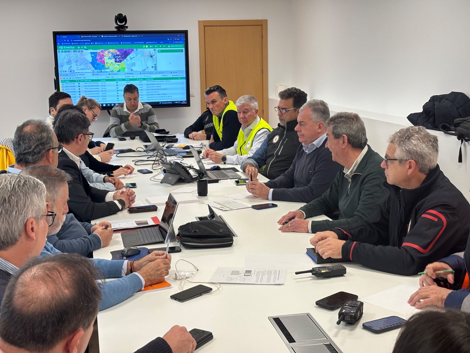 El alcalde preside el Comité de Operaciones  en la Jefatura de la Policía Local por la borrasca Marta