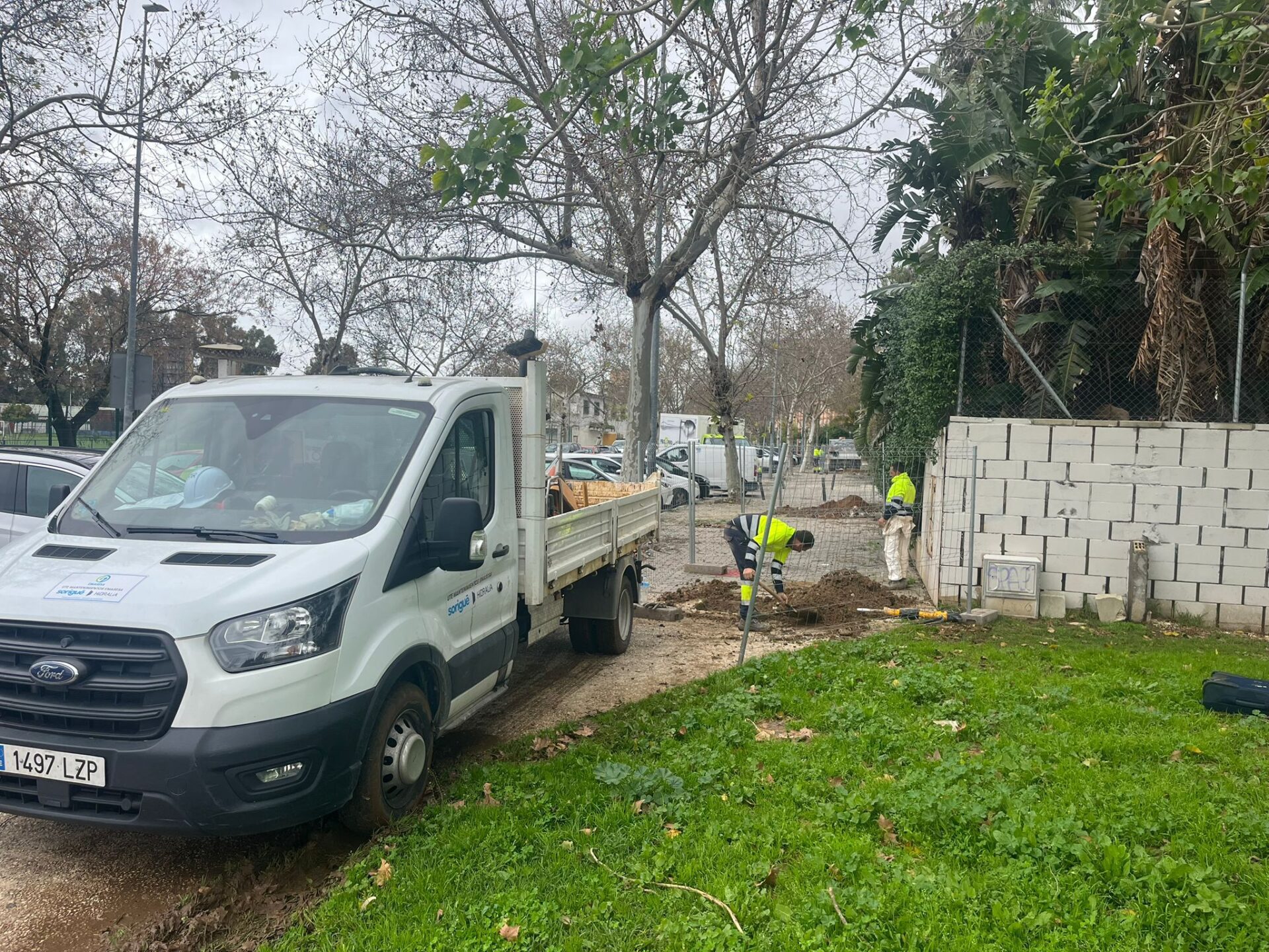 El Ayuntamiento inicia nuevas obras en Heliópolis que se suman a los más de 5,2 millones de euros invertidos por Emasesa en el distrito Bellavista – La Palmera