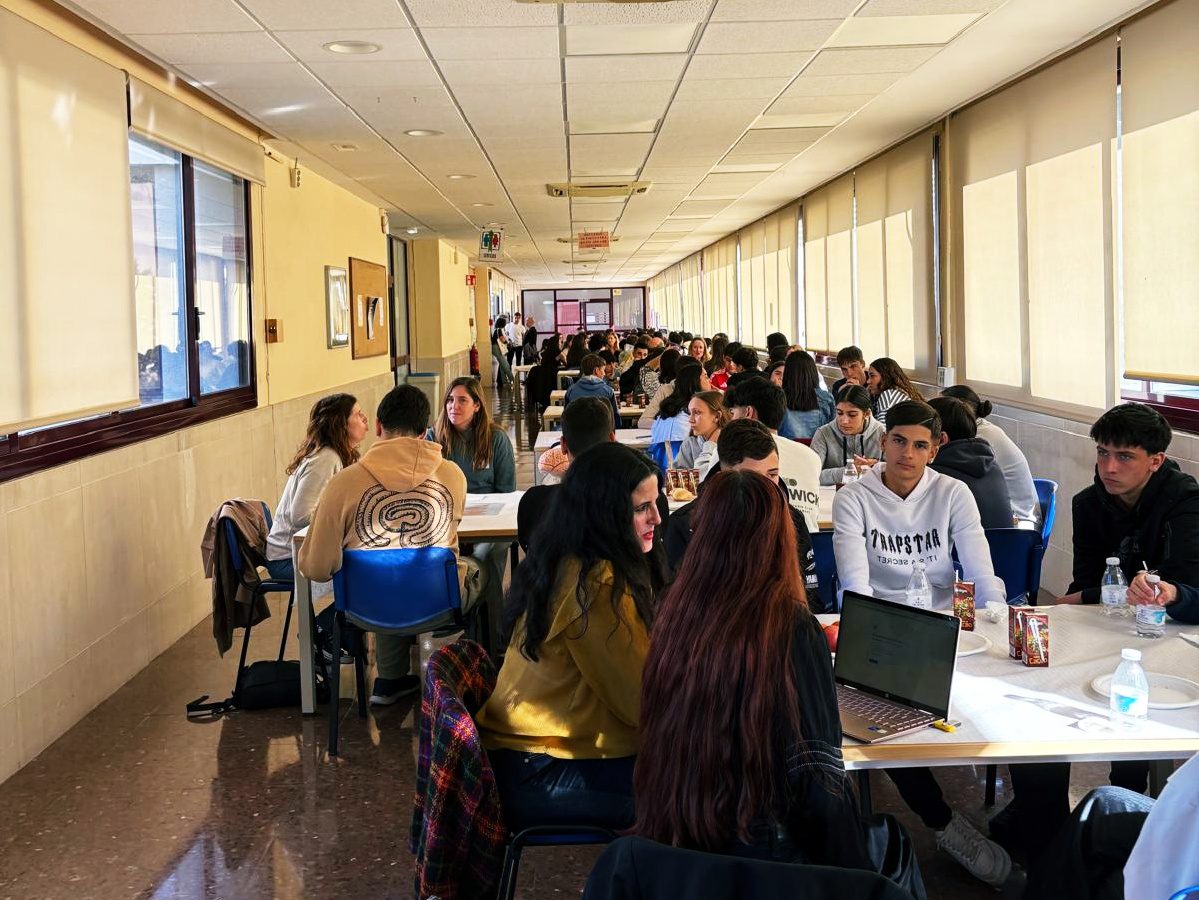 Más de 50 investigadoras de la US crean referentes en el Día Internacional de la Mujer y la Niña en la Ciencia