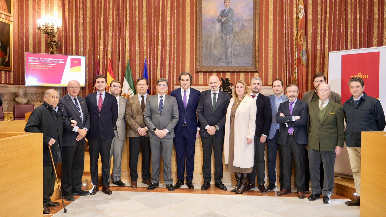 El Ayuntamiento reúne a los aficionados taurinos en el primer gran acto del marco “Sevilla, ciudad taurina”