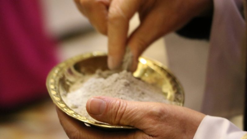 Horarios de misas del Miércoles de Ceniza en la Catedral de Sevilla