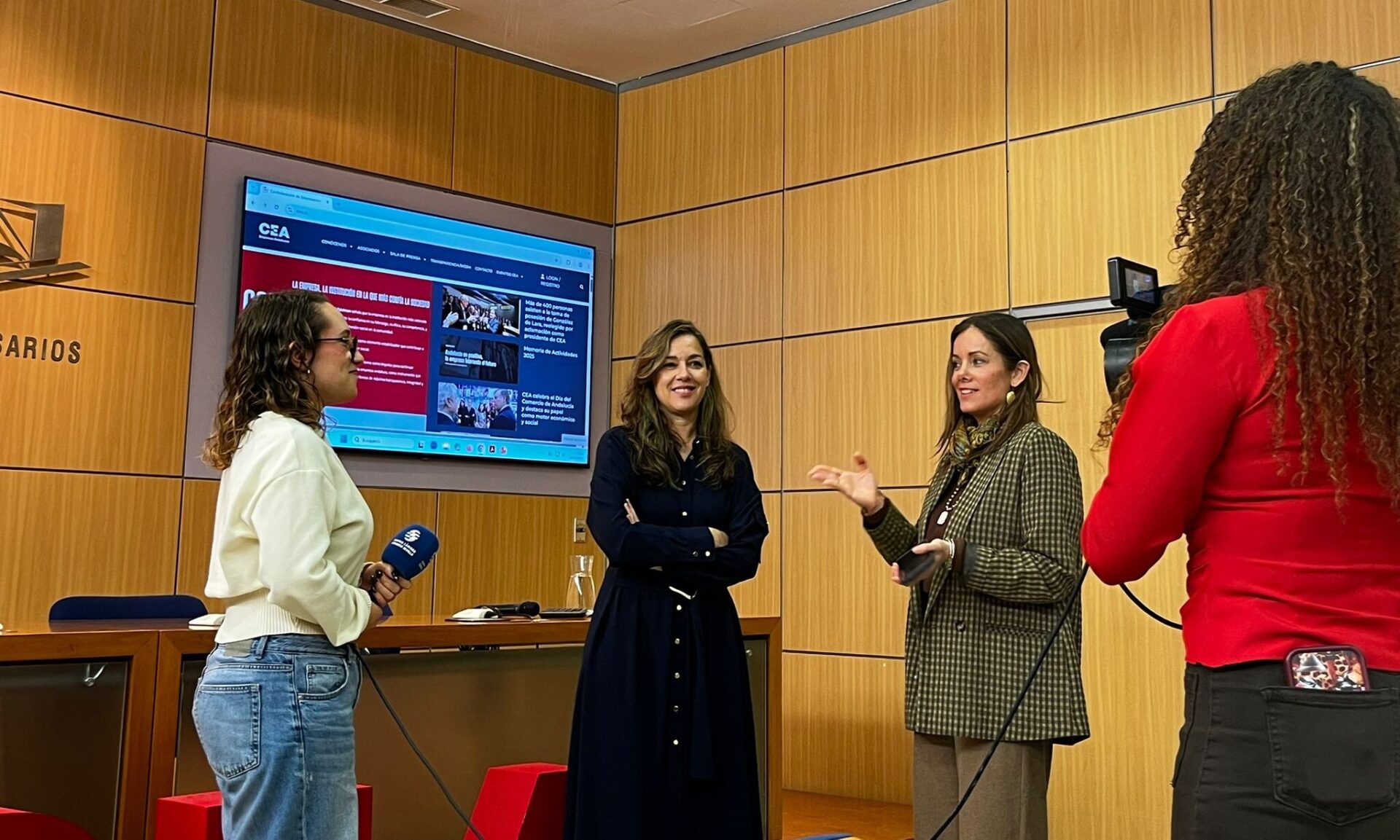 CEA se transforma en aula y plató para los alumnos de Periodismo de EUSA – Confederación de Empresarios de Andalucía