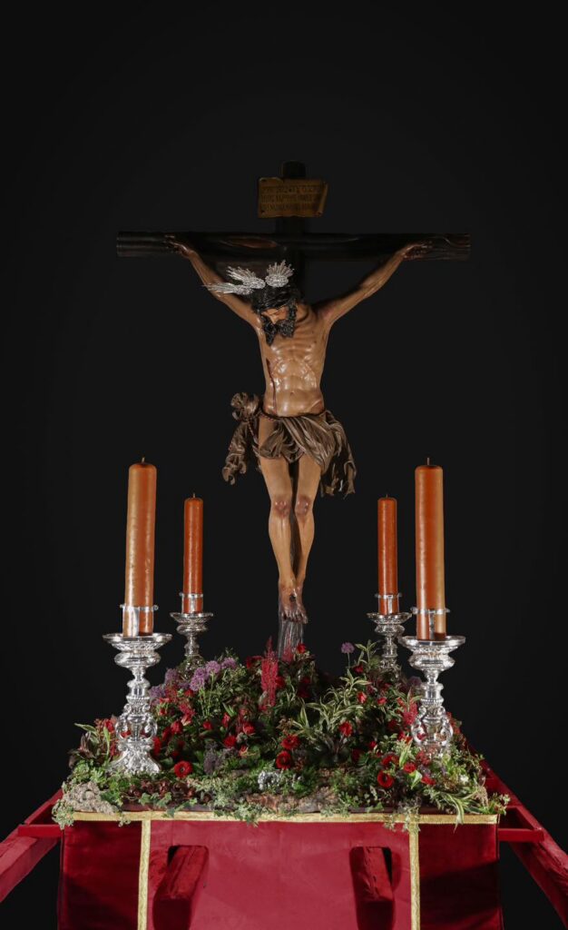 EL CRISTO DE LA BUENA MUERTE DE LA HINIESTA PRESIDE EL VÍA CRUCIS DE SEVILLA ESTE PRIMER LUNES DE CUARESMA