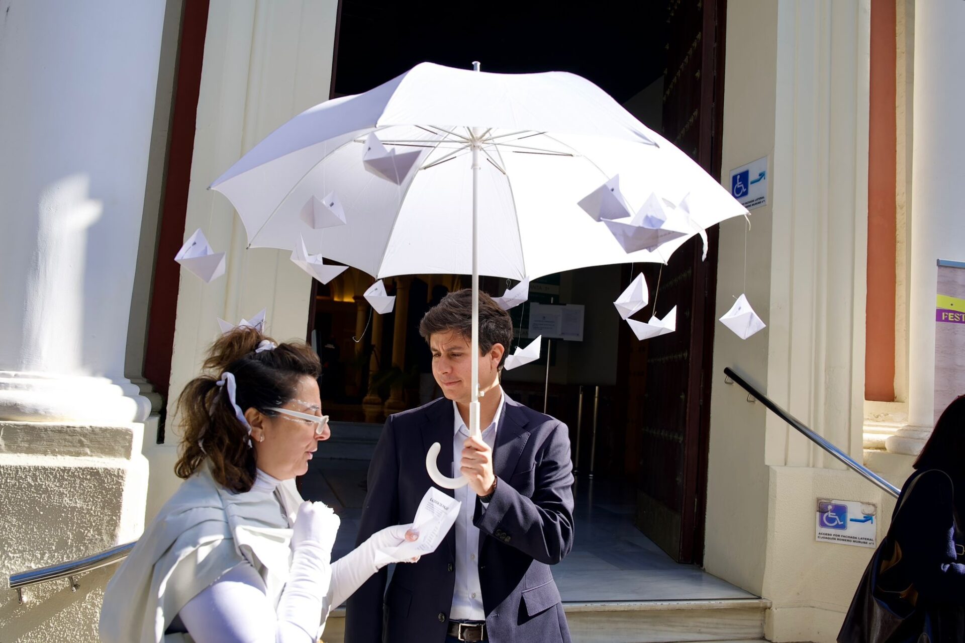 Casimiro Fernández presenta ‘Transmutaciones’, “el arte que sale al encuentro, que ocupa el espacio público para transformar la rutina de los territorios y de sus gentes”