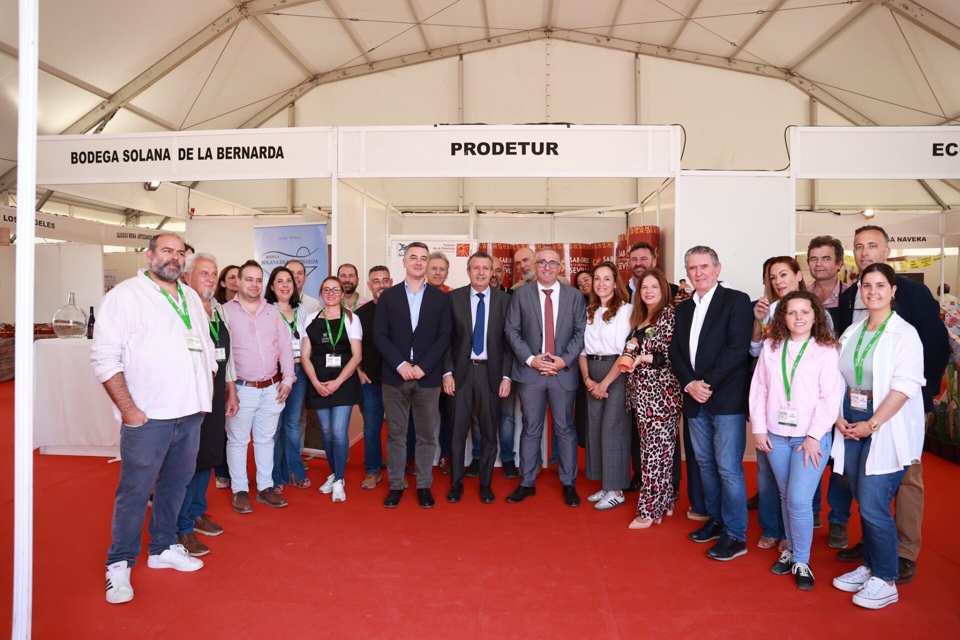 Rodríguez Hans subraya el valor estratégico de la Feria Agroganadera de Los Palacios como referente nacional por su conexión entre campo, industria, comercio y turismo.