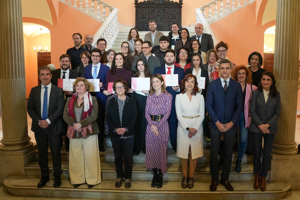 Seis investigadores de la US reciben el XIII Premio Joven a la Cultura Científica