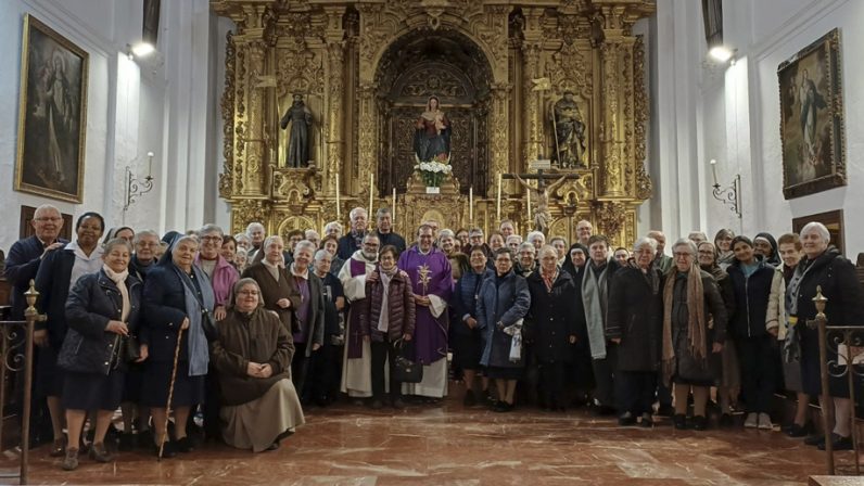 Casi un centenar de religiosos participan en el retiro de Cuaresma de CONFER Sevilla