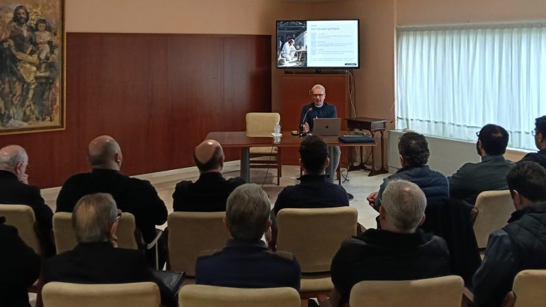 ‘Dilexi Te’, de León XIV, eje del encuentro formativo de la Universidad de Curas de Sevilla