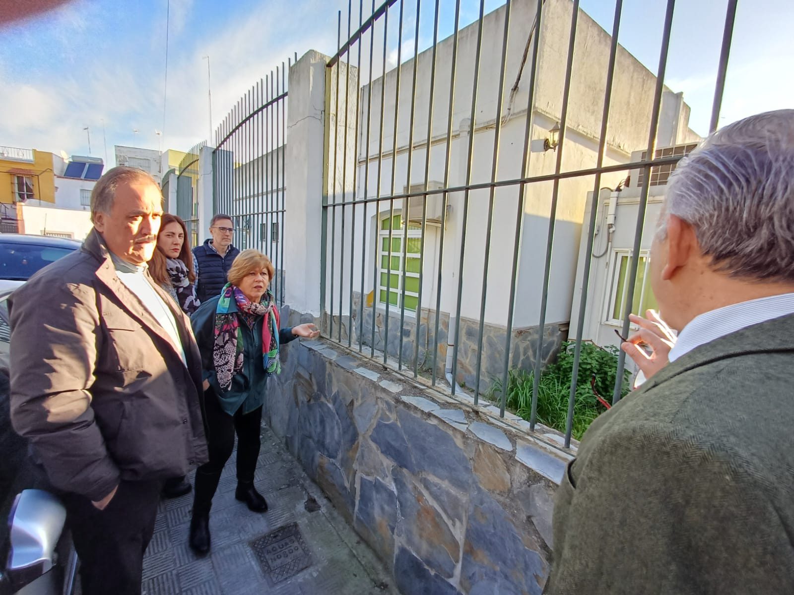 Responsables del SAS visitan el Centro de Salud de Gelves para conocer sus necesidades