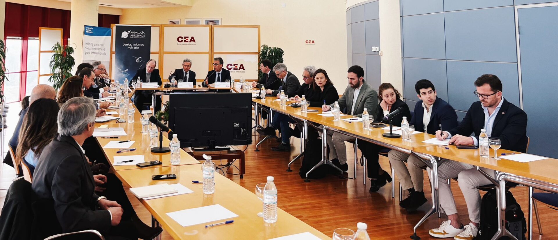 CEA y Andalucía Aerospace Clúster Empresarial celebran la segunda sesión del Ciclo de Encuentros sobre la Defensa. – Confederación de Empresarios de Andalucía