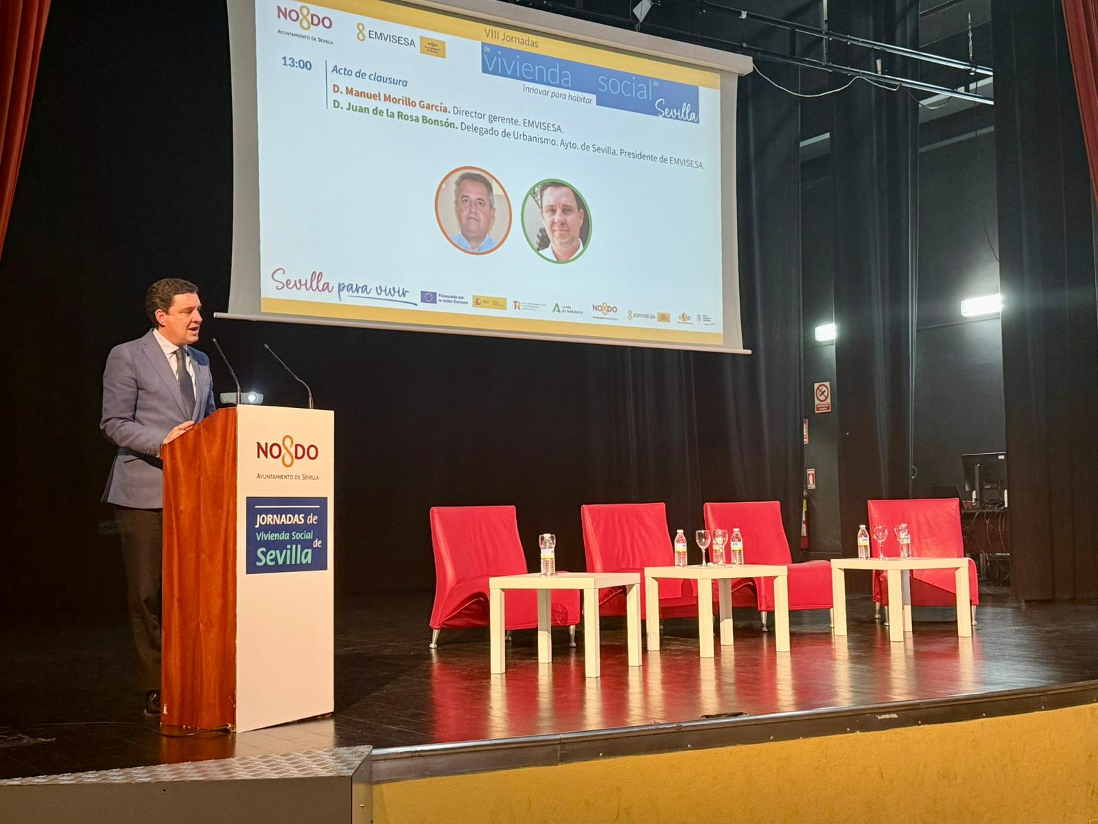 El delegado de Urbanismo clausura las VIII Jornadas de Vivienda Social de Sevilla, que ha reunido a más de 500 profesionales del sector