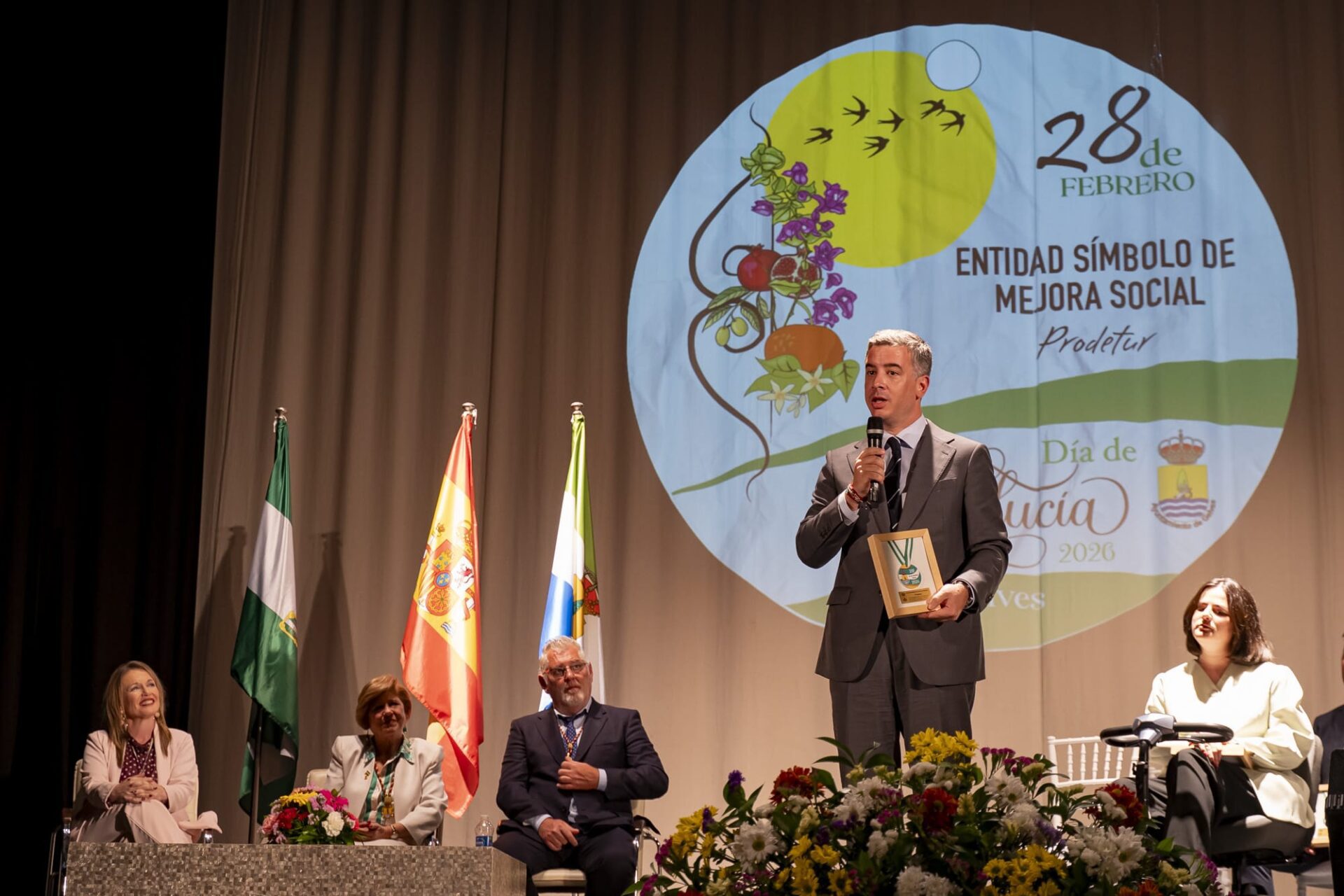 Prodetur recibe la Medalla de Andalucía 2026 de Gelves por su labor en la promoción económica y turística de la provincia