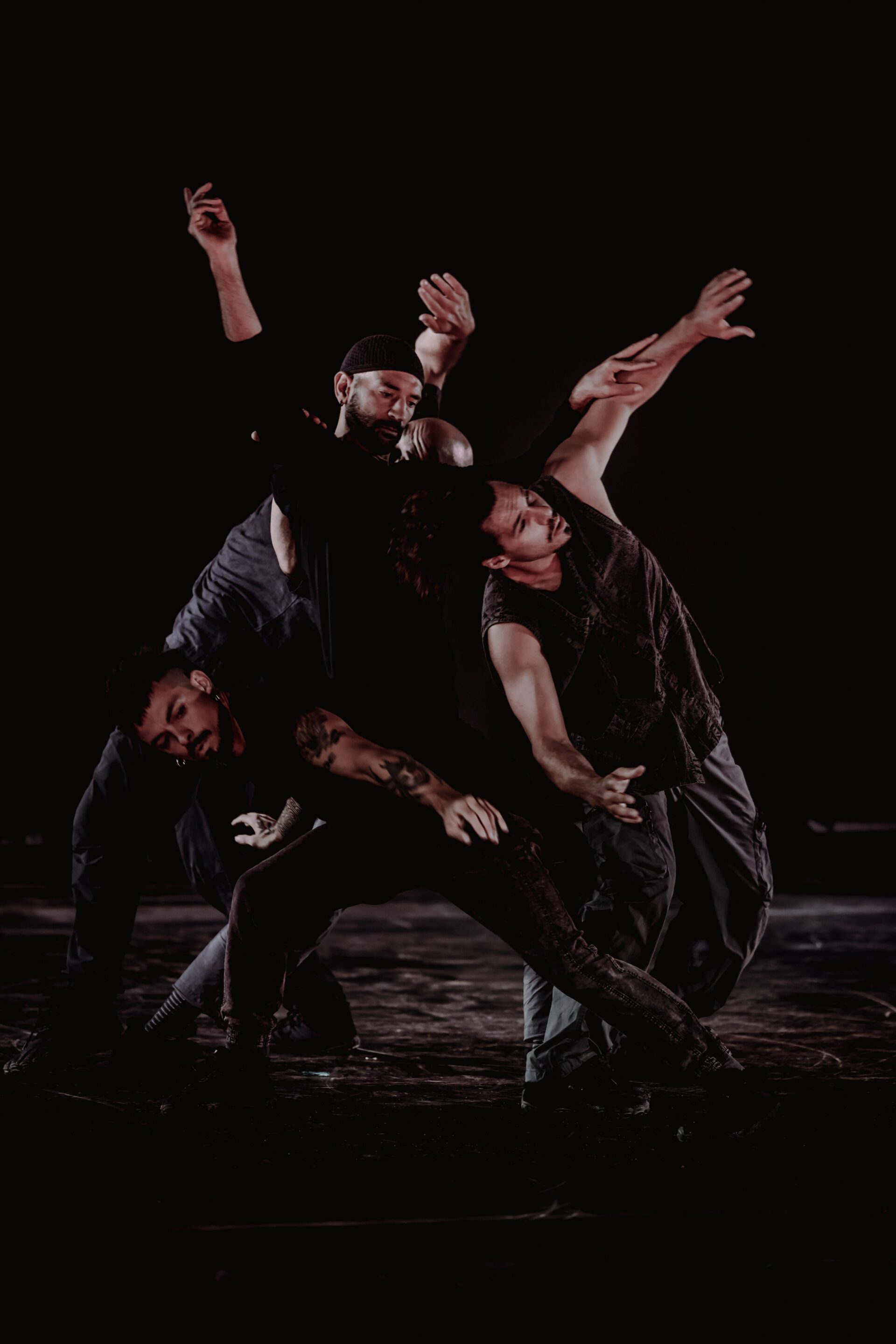 Comienza ‘Transmutaciones’, un festival donde las artes escénicas salen al encuentro, invaden el espacio público para transformar la rutina de los territorios y de sus comunidades