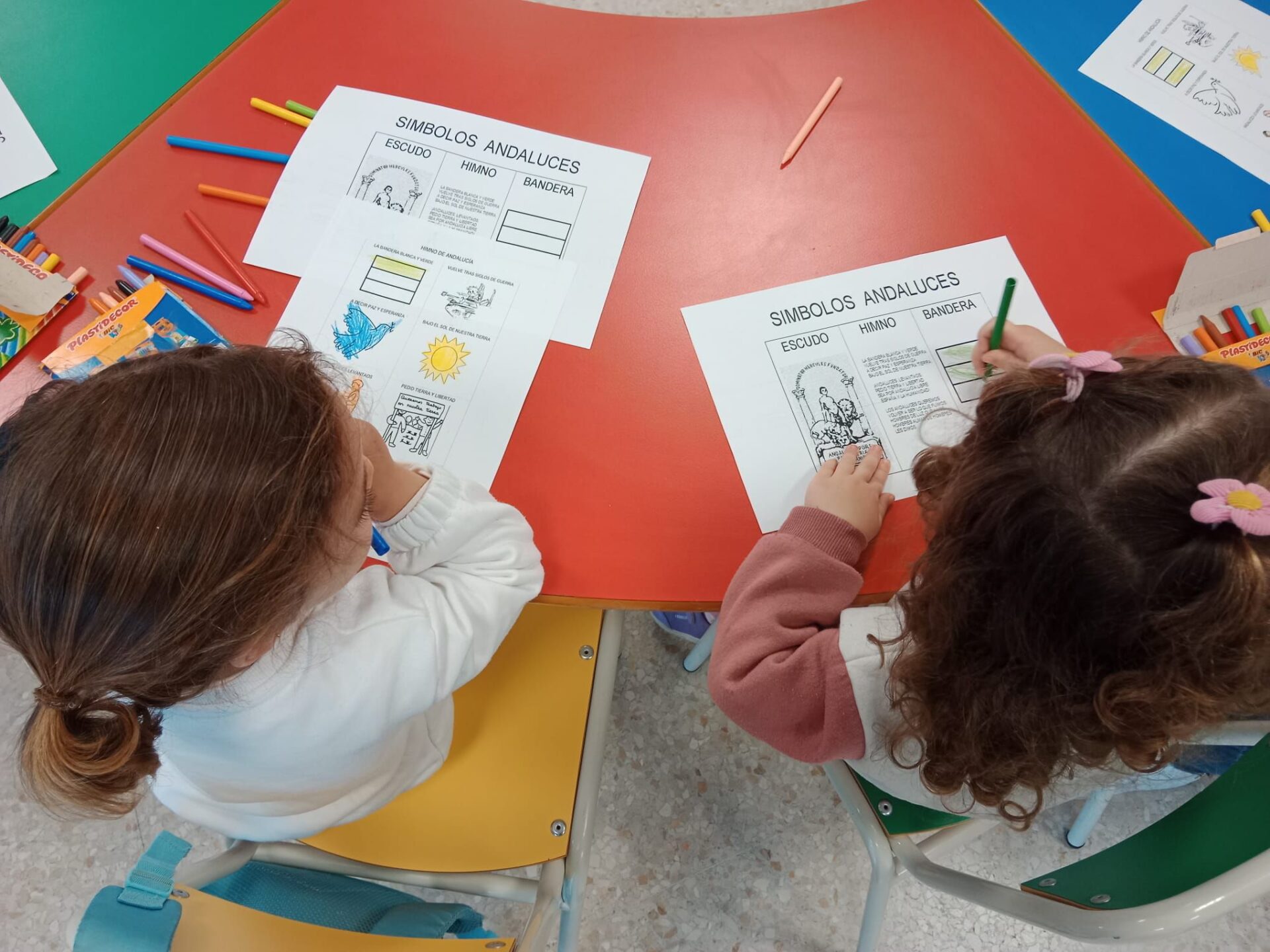 La Biblioteca Municipal celebra el 28F con un taller para los más pequeños