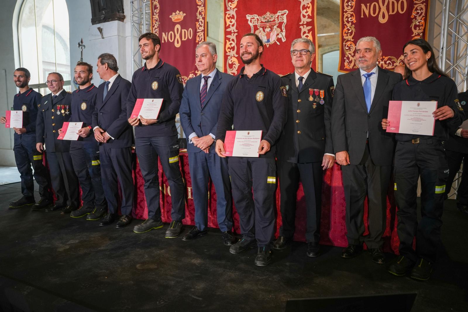 El Gobierno de Sanz anuncia una inversión de cerca de 7 millones de euros para renovar los vehículos de los bomberos