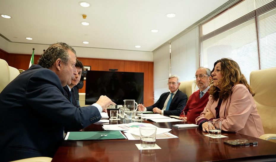 La Junta abre la solicitud de plazas en 1º de la ESO para asegurar la continuidad del IES Híspalis tras el acuerdo con la Diputación