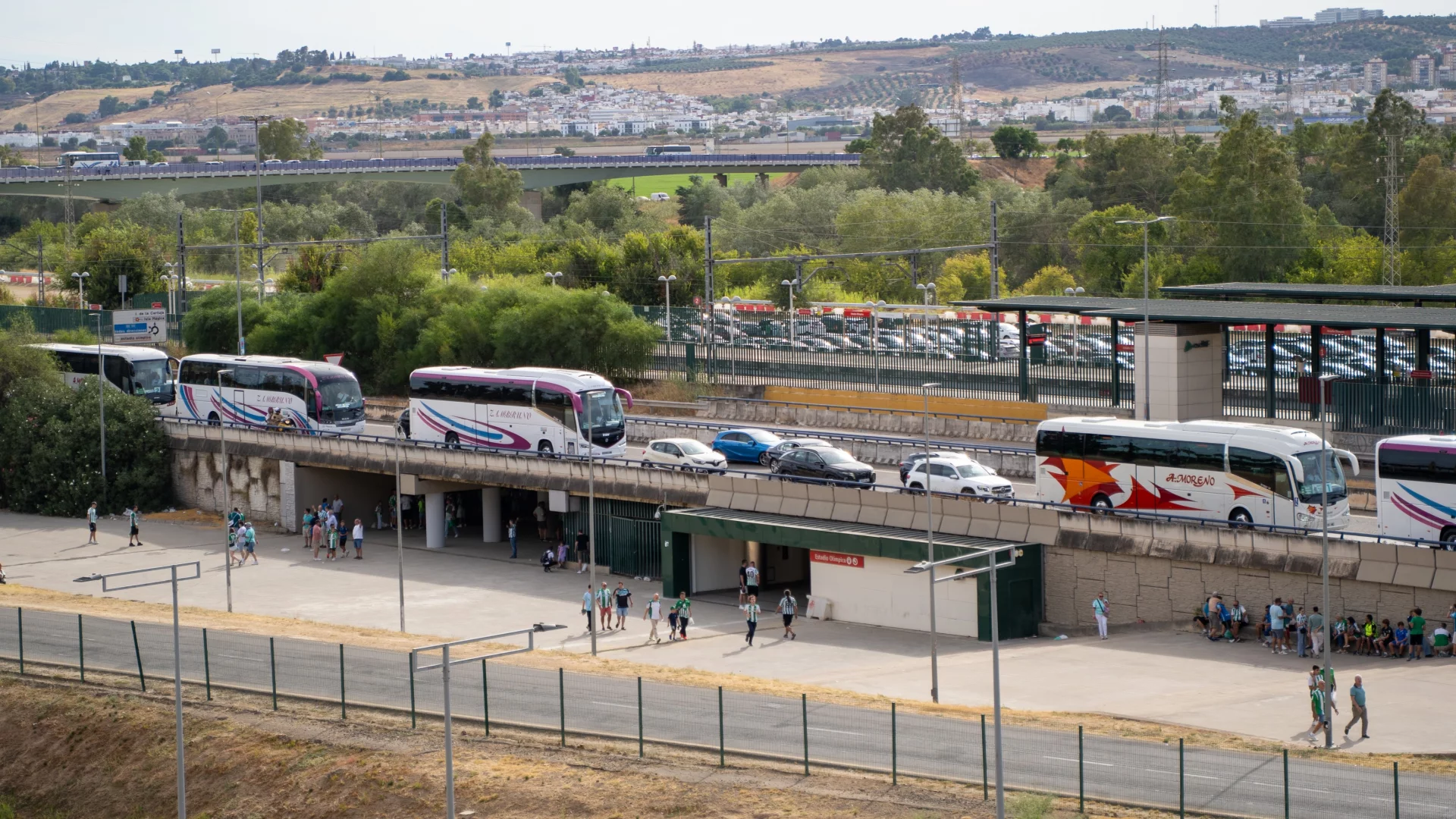 Nuevas zonas de aparcamiento para motocicletas en el Parking P7 y obras en la SE-20