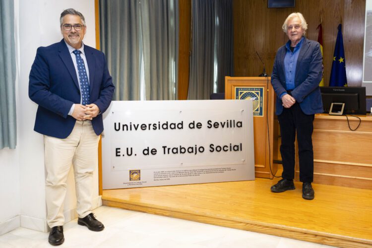 La UPO destaca la vigencia del Trabajo Social y la historia de sus estudios en Sevilla en una jornada conmemorativa   Un acto para celebrar el Día Mundial del Trabajo Social reivindica el legado de la antigua Escuela Universitaria, hoy integrada en la Facultad de Ciencias Sociales de la Universidad Pablo de Olavide